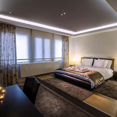 Hotel Pansion Zafeiriou Kastoria Esterno foto