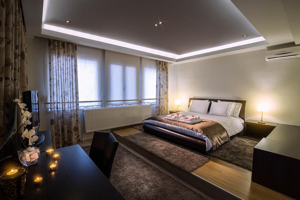 Hotel Pansion Zafeiriou Kastoria Esterno foto